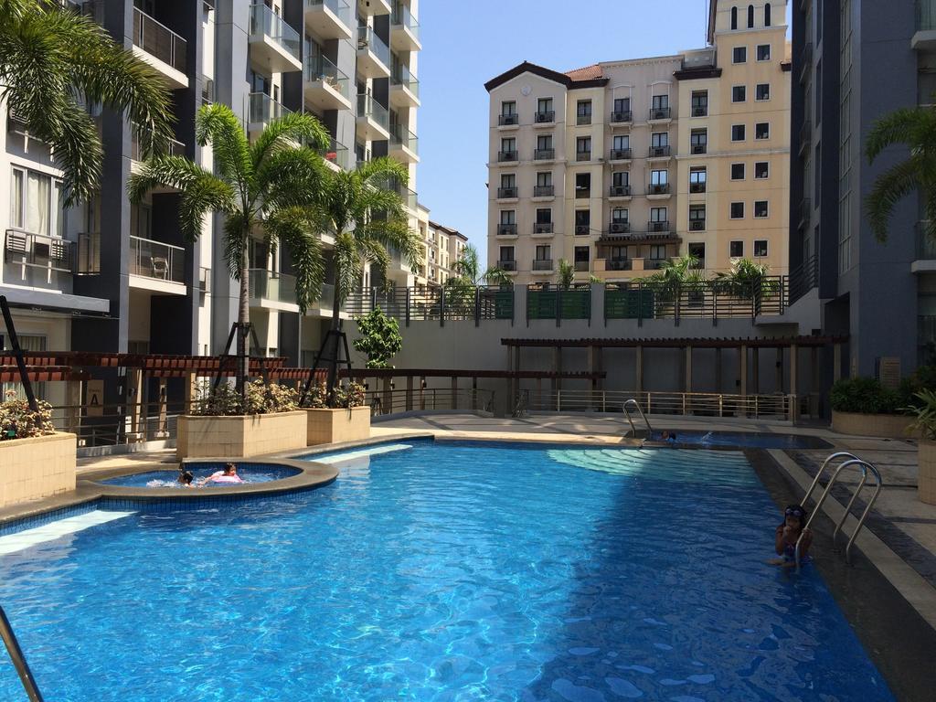 Love This Place Manila Bagian luar foto